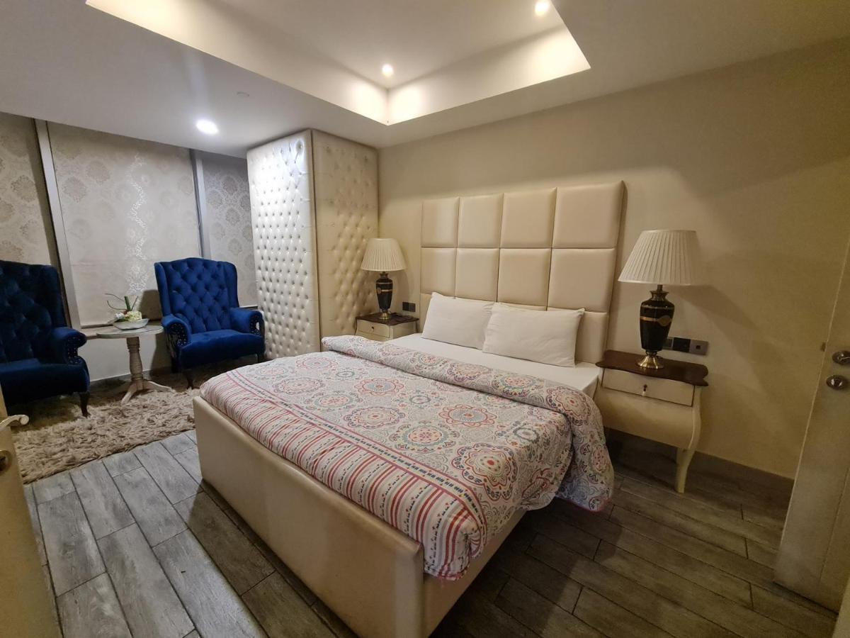 Royal Residencia Centaurus Leilighet Islamabad Eksteriør bilde
